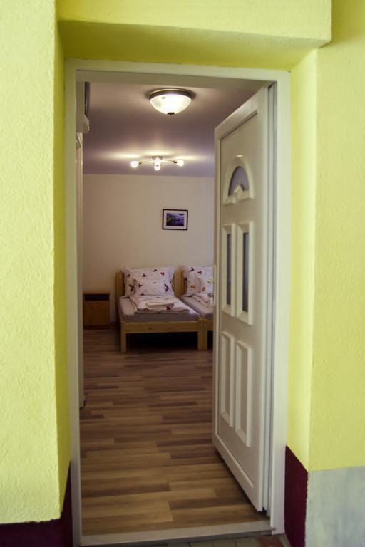 Csongradi Vendegvaro Apartmanok, Szarka Haz 외부 사진