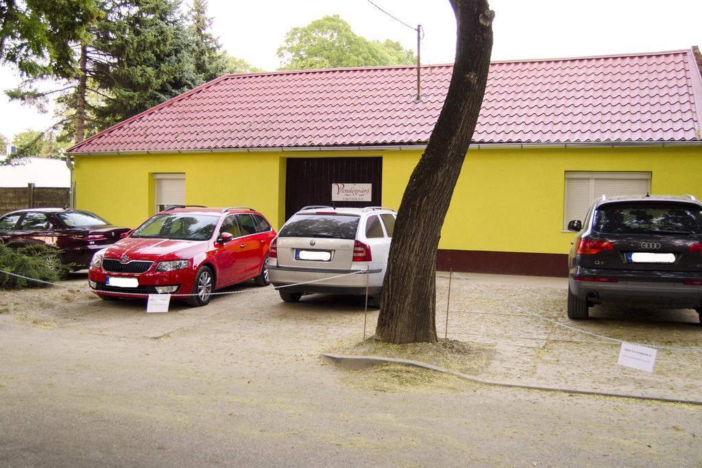 Csongradi Vendegvaro Apartmanok, Szarka Haz 외부 사진