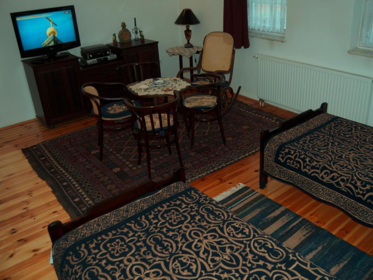 Csongradi Vendegvaro Apartmanok, Szarka Haz 외부 사진